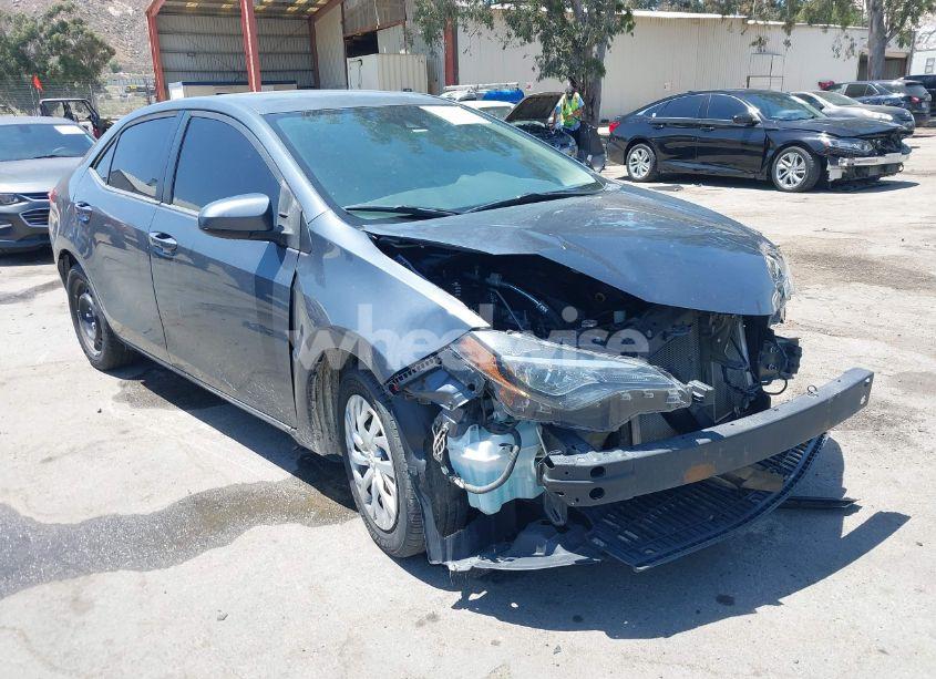 2019 Toyota Corolla LE (VIN 5YFBURHEXKP926609) main photo