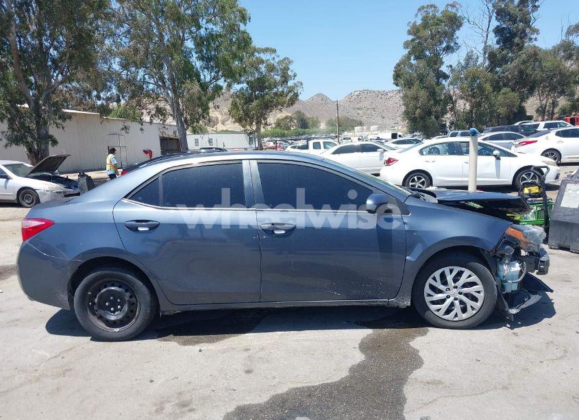 Photo 13 of 2019 Toyota Corolla LE (VIN 5YFBURHEXKP926609)