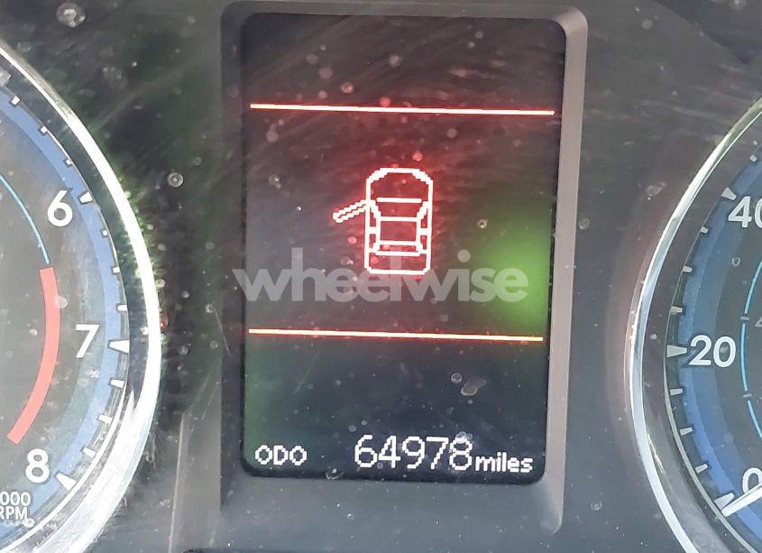 Photo 15 of 2019 Toyota Corolla LE (VIN 5YFBURHEXKP926609)