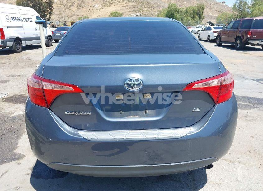 Photo 16 of 2019 Toyota Corolla LE (VIN 5YFBURHEXKP926609)