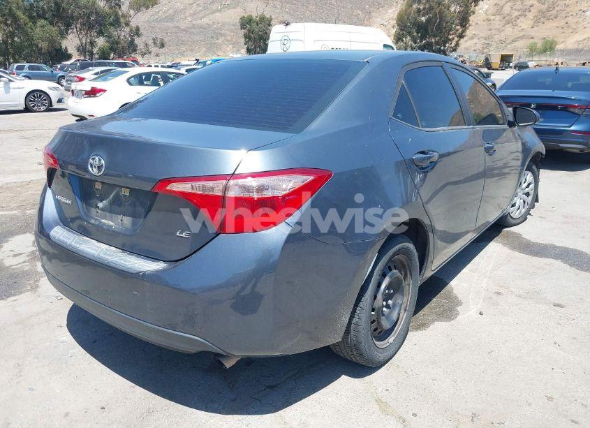 Photo 4 of 2019 Toyota Corolla LE (VIN 5YFBURHEXKP926609)