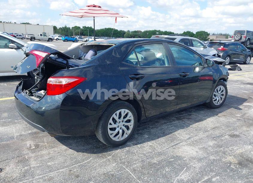 Photo 4 of 2019 Toyota Corolla LE (VIN 5YFBURHEXKP933883)