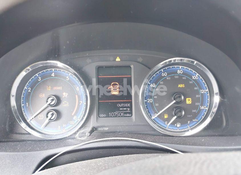 Photo 7 of 2019 Toyota Corolla LE (VIN 5YFBURHEXKP933883)