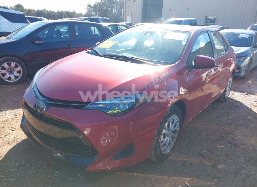 Photo 2 of 2019 Toyota Corolla (VIN 5YFBURHEXKP938033)