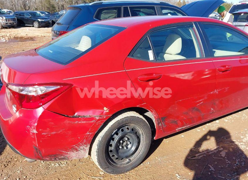 Photo 6 of 2019 Toyota Corolla (VIN 5YFBURHEXKP938033)