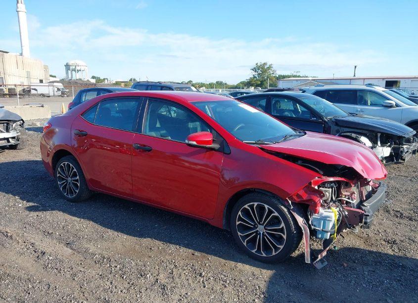 2016 Toyota Corolla (VIN 5YFBVRHE4GP530084) main photo