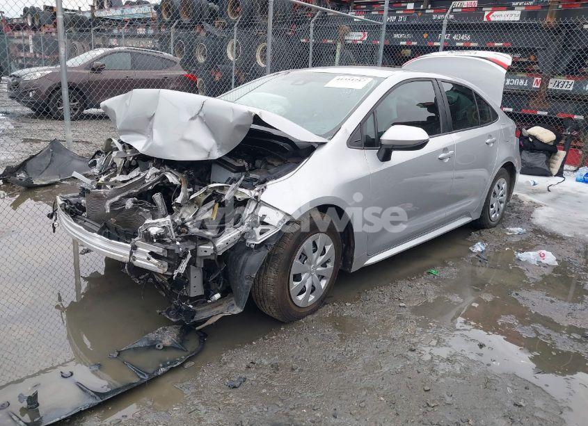 Photo 2 of 2021 Toyota Corolla L (VIN 5YFDPMAE1MP186674)