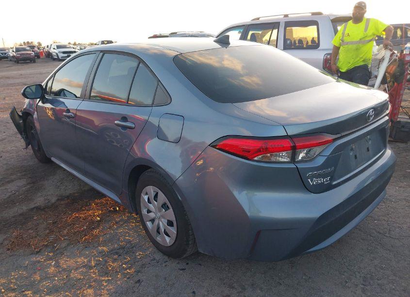 Photo 3 of 2022 Toyota Corolla L (VIN 5YFDPMAE2NP367588)