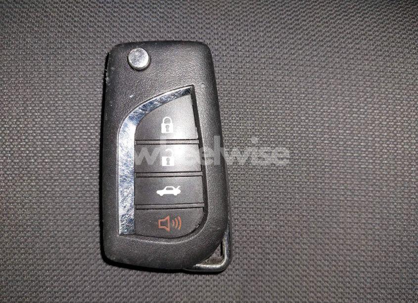 Photo 11 of 2022 Toyota Corolla L (VIN 5YFDPMAE3NP294019)