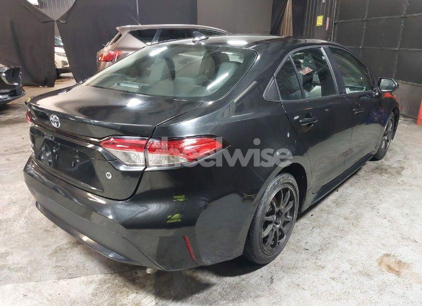 Photo 4 of 2022 Toyota Corolla L (VIN 5YFDPMAE3NP294019)