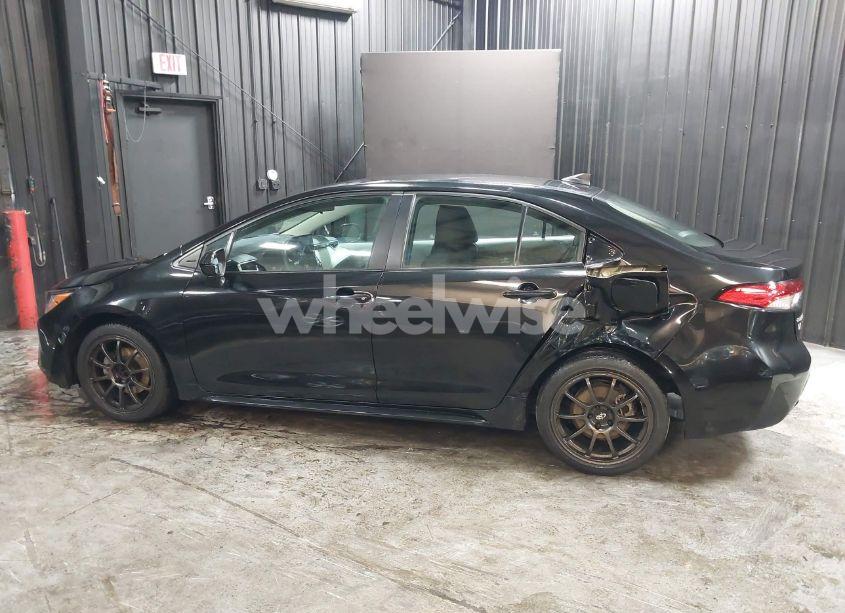 Photo 6 of 2022 Toyota Corolla L (VIN 5YFDPMAE3NP294019)