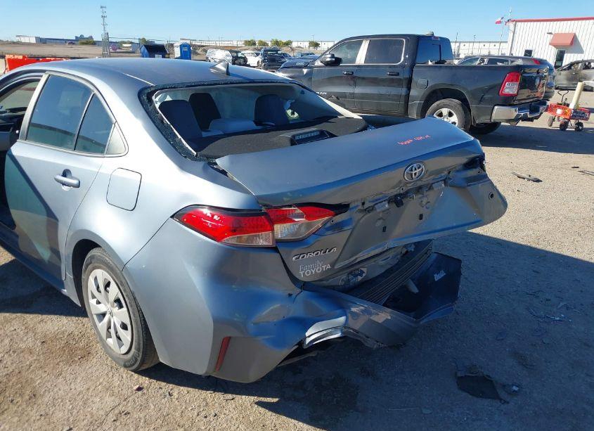 Photo 6 of 2022 Toyota Corolla L (VIN 5YFDPMAE4NP276113)