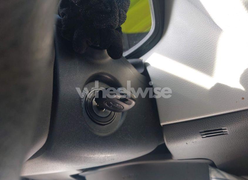 Photo 11 of 2021 Toyota Corolla L (VIN 5YFDPMAE6MP175282)