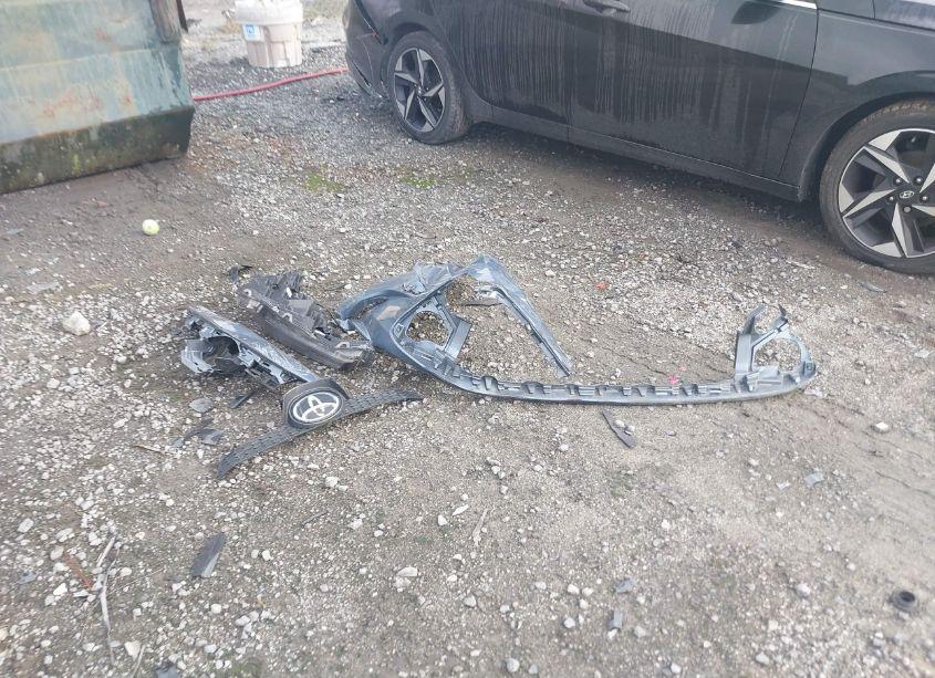 Photo 12 of 2022 Toyota Corolla L (VIN 5YFDPMAE7NP299403)