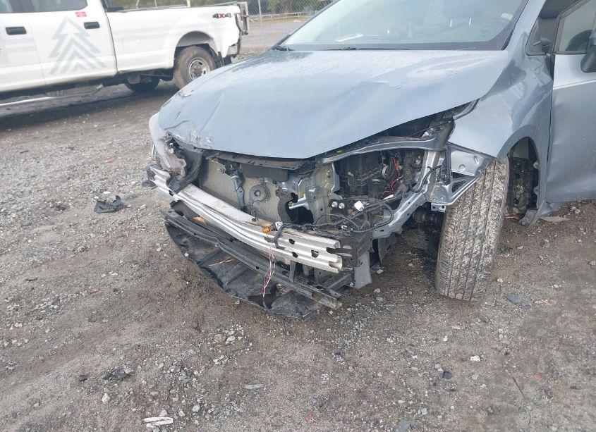 Photo 6 of 2022 Toyota Corolla L (VIN 5YFDPMAE7NP299403)