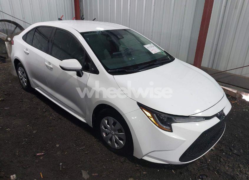 2022 Toyota Corolla L (VIN 5YFDPMAEXNP327551) main photo
