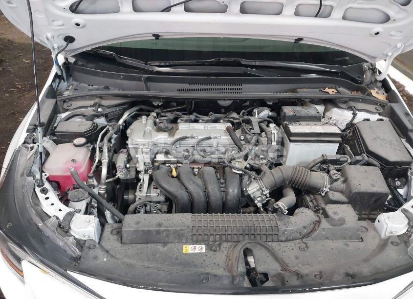 Photo 10 of 2022 Toyota Corolla L (VIN 5YFDPMAEXNP327551)