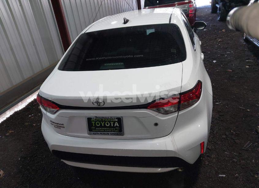 Photo 16 of 2022 Toyota Corolla L (VIN 5YFDPMAEXNP327551)