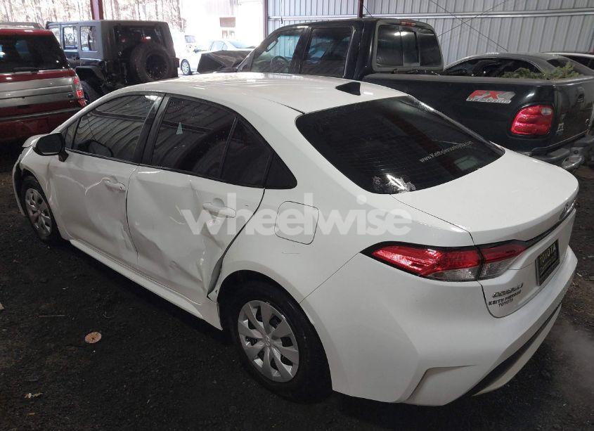 Photo 3 of 2022 Toyota Corolla L (VIN 5YFDPMAEXNP327551)