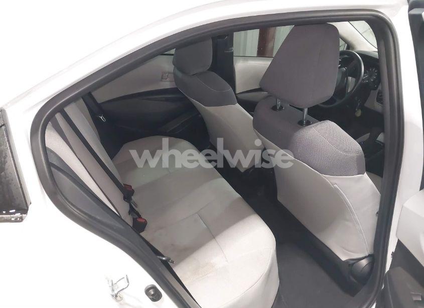 Photo 8 of 2022 Toyota Corolla L (VIN 5YFDPMAEXNP327551)