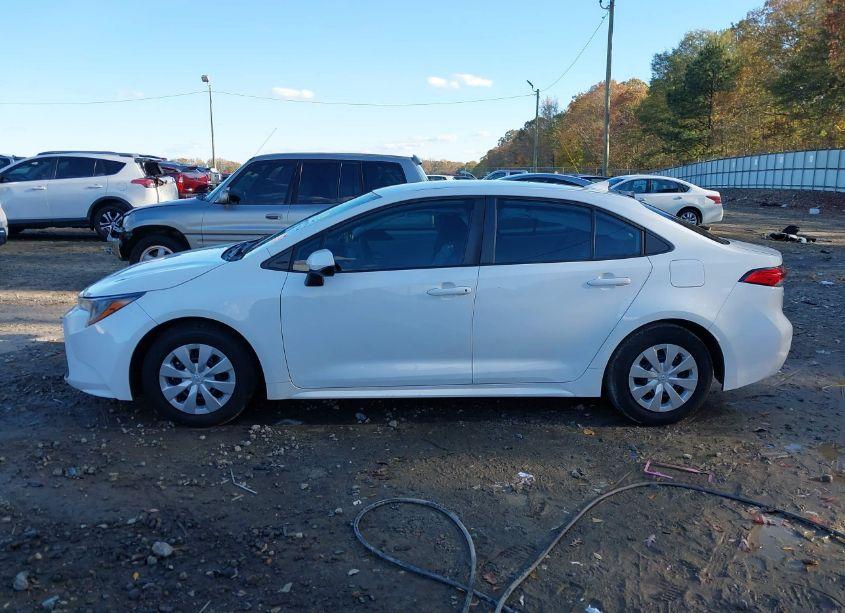 Photo 14 of 2020 Toyota Corolla L (VIN 5YFDPRAE1LP052730)