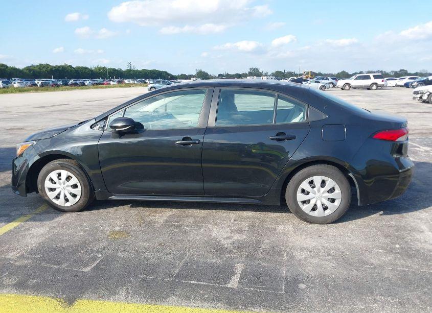 Photo 14 of 2020 Toyota Corolla L (VIN 5YFDPRAE1LP070404)