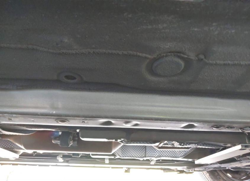 Photo 19 of 2020 Toyota Corolla L (VIN 5YFDPRAE1LP070404)