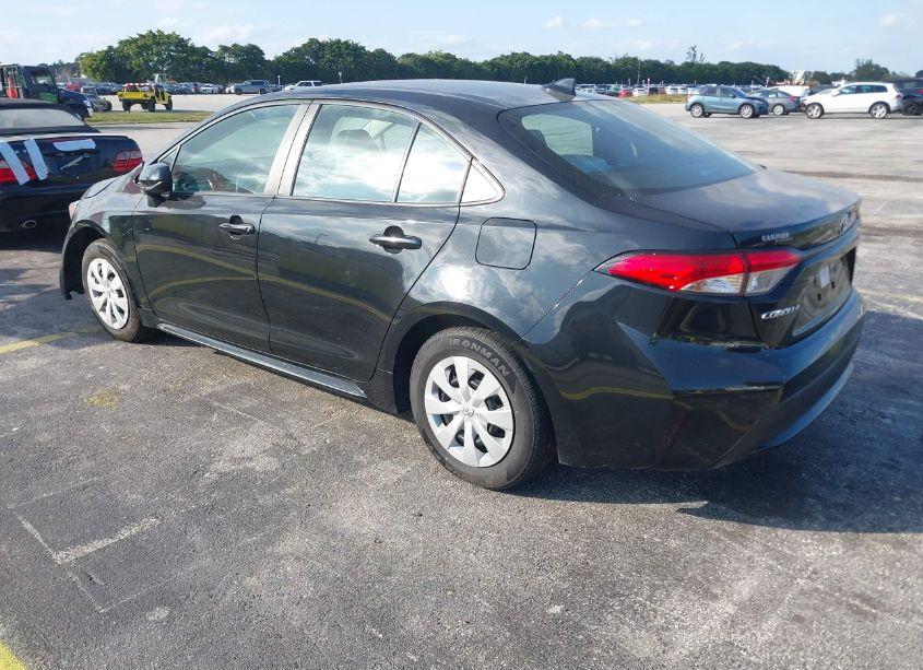 Photo 3 of 2020 Toyota Corolla L (VIN 5YFDPRAE1LP070404)