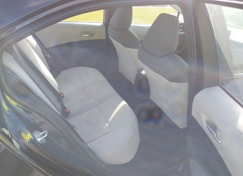 Photo 8 of 2020 Toyota Corolla L (VIN 5YFDPRAE1LP070404)