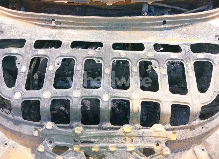 Photo 10 of 2020 Toyota Corolla L (VIN 5YFDPRAEXLP053889)