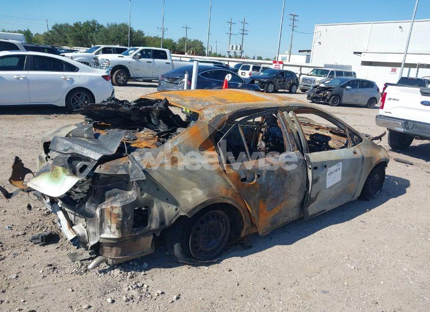 Photo 4 of 2020 Toyota Corolla L (VIN 5YFDPRAEXLP053889)