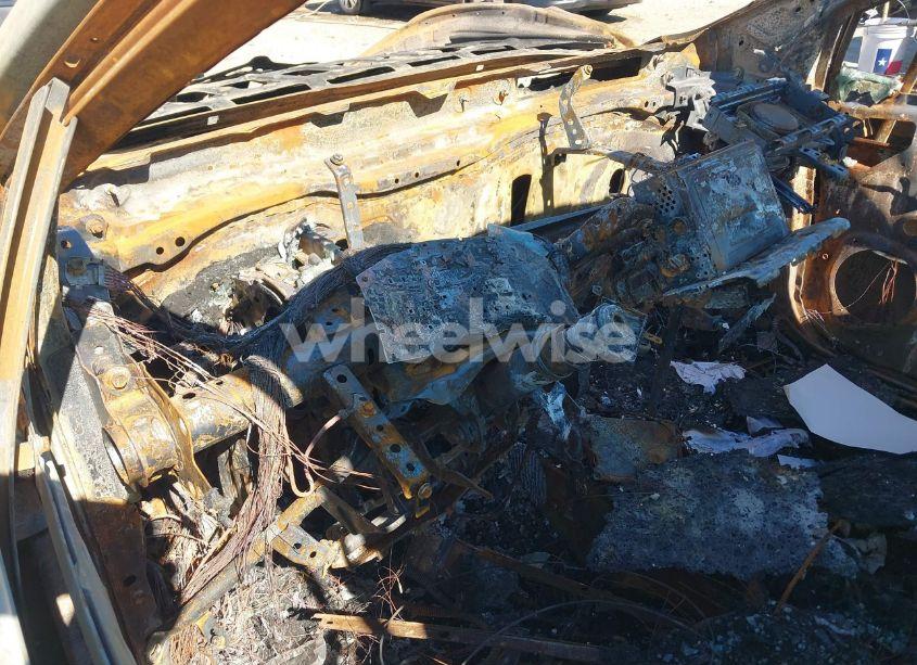 Photo 7 of 2020 Toyota Corolla L (VIN 5YFDPRAEXLP053889)