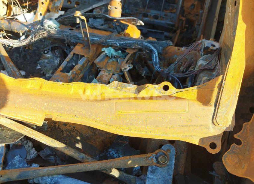 Photo 9 of 2020 Toyota Corolla L (VIN 5YFDPRAEXLP053889)