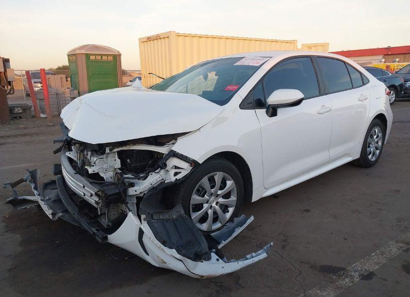 Photo 2 of 2021 Toyota Corolla LE (VIN 5YFEPMAE0MP156750)