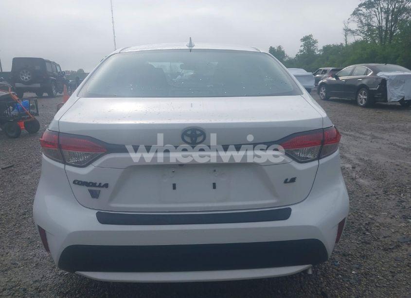 Photo 17 of 2021 Toyota Corolla LE (VIN 5YFEPMAE0MP160278)