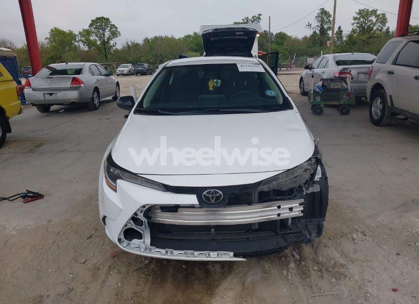 Photo 12 of 2021 Toyota Corolla LE (VIN 5YFEPMAE0MP168817)