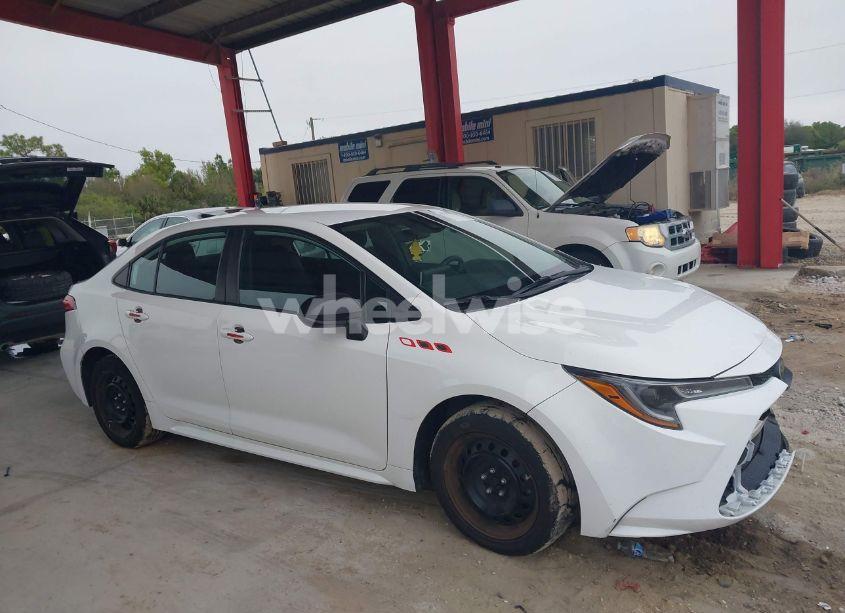 Photo 13 of 2021 Toyota Corolla LE (VIN 5YFEPMAE0MP168817)