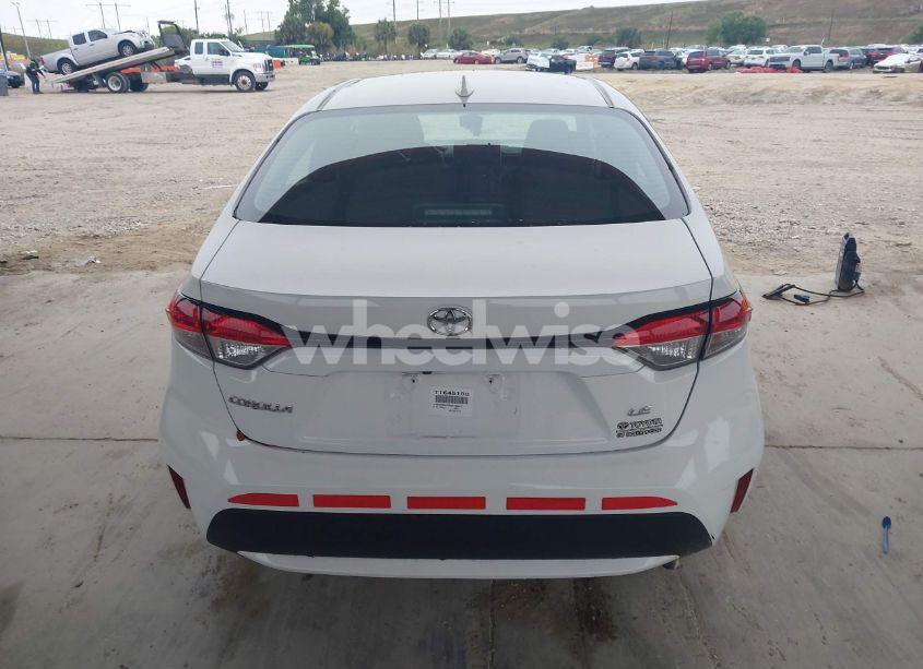 Photo 16 of 2021 Toyota Corolla LE (VIN 5YFEPMAE0MP168817)