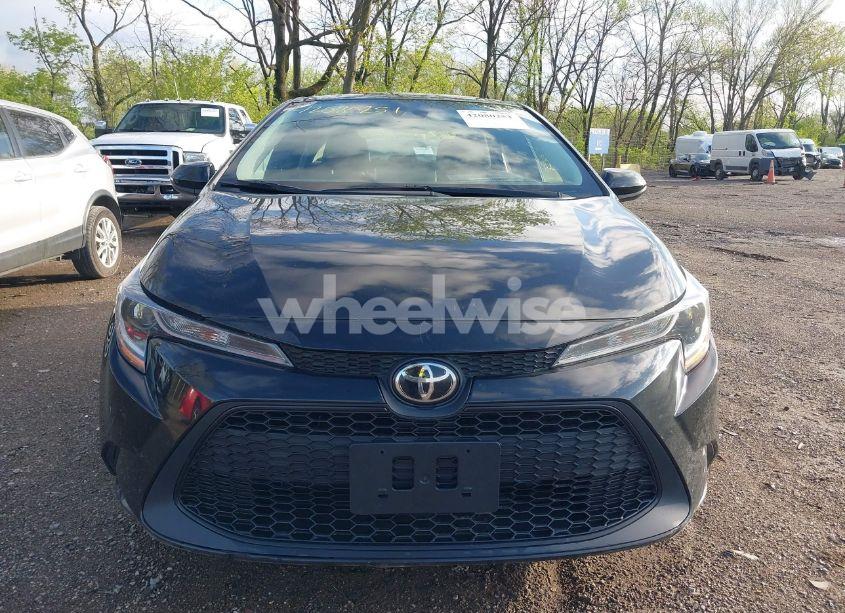 Photo 13 of 2021 Toyota Corolla LE (VIN 5YFEPMAE0MP179381)