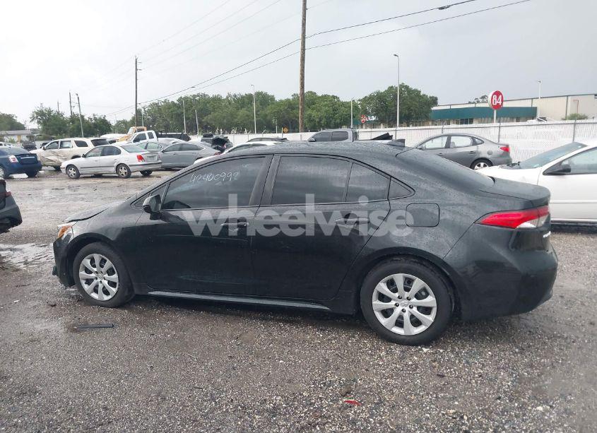Photo 14 of 2021 Toyota Corolla LE (VIN 5YFEPMAE0MP207342)