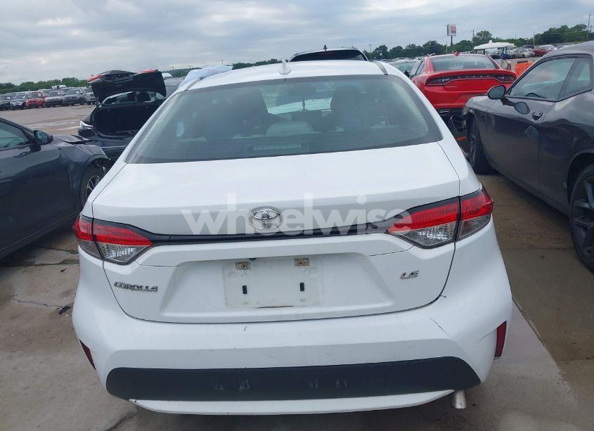 Photo 16 of 2021 Toyota Corolla LE (VIN 5YFEPMAE0MP215666)