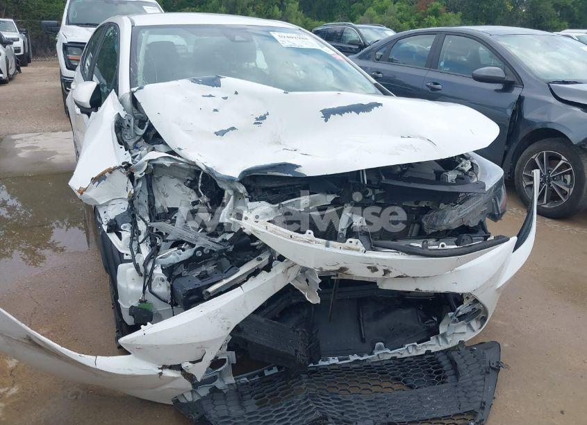 Photo 6 of 2021 Toyota Corolla LE (VIN 5YFEPMAE0MP215666)