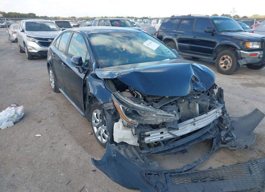 2021 Toyota Corolla LE (VIN 5YFEPMAE0MP217224) main photo