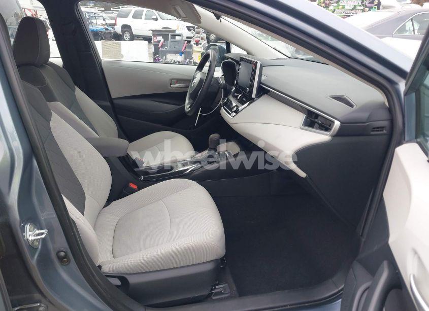 Photo 5 of 2021 Toyota Corolla LE (VIN 5YFEPMAE0MP235870)