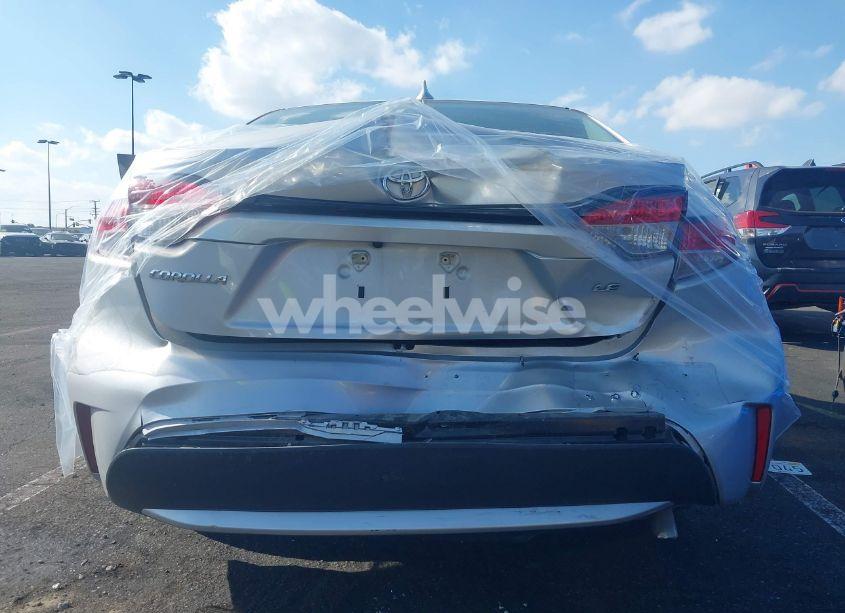 Photo 6 of 2021 Toyota Corolla LE (VIN 5YFEPMAE0MP250711)