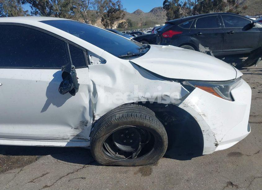 Photo 19 of 2021 Toyota Corolla LE (VIN 5YFEPMAE0MP263569)