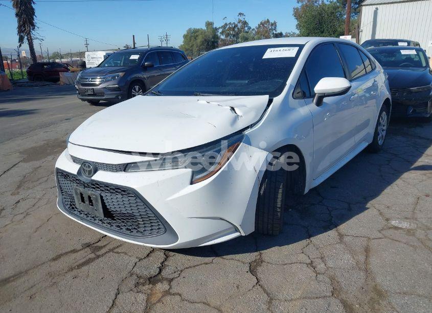 Photo 2 of 2021 Toyota Corolla LE (VIN 5YFEPMAE0MP263569)