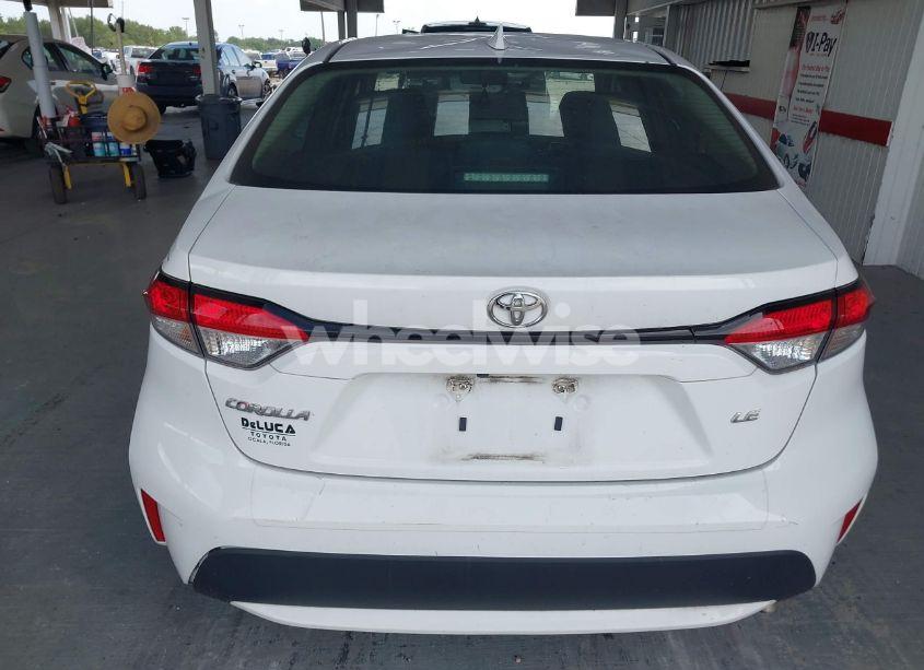 Photo 16 of 2022 Toyota Corolla LE (VIN 5YFEPMAE0NP272113)