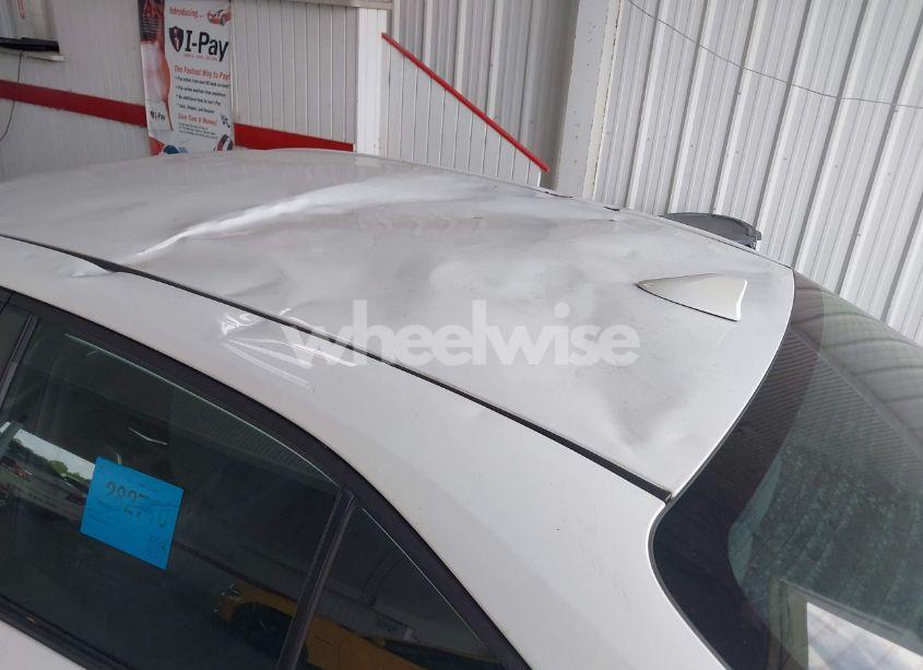 Photo 6 of 2022 Toyota Corolla LE (VIN 5YFEPMAE0NP272113)