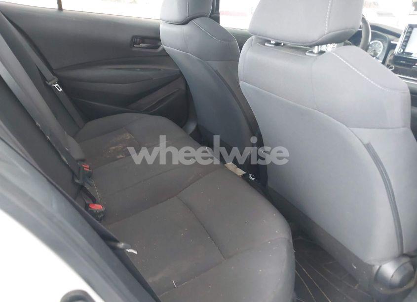 Photo 8 of 2022 Toyota Corolla LE (VIN 5YFEPMAE0NP272113)